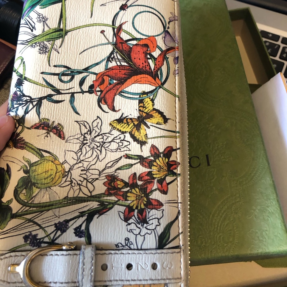 Gucci Flora Wallet